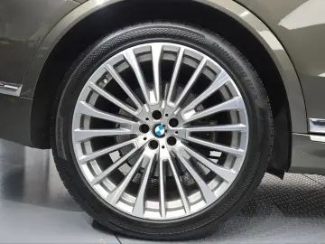 2022 BMW X7 с пробегом 113 150 км