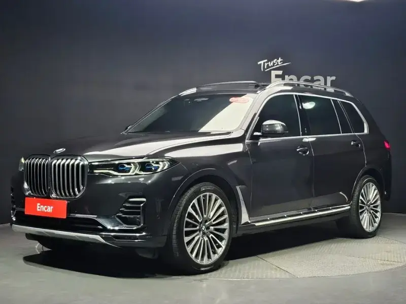 2022 BMW X7 с пробегом 90 909 км