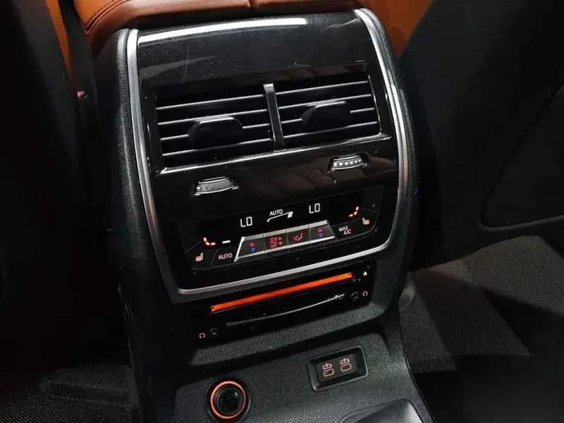 2022 BMW X7 с пробегом 90 909 км
