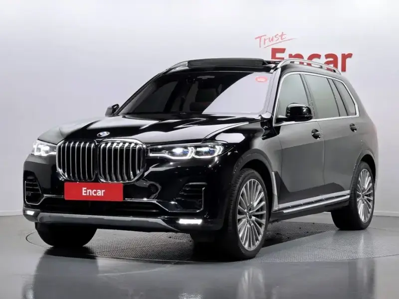 2022 BMW X7 с пробегом 79 701 км