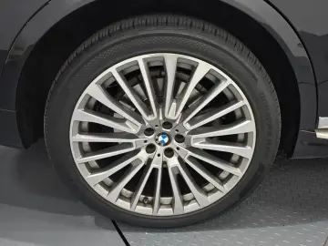 2022 BMW X7 с пробегом 79 701 км