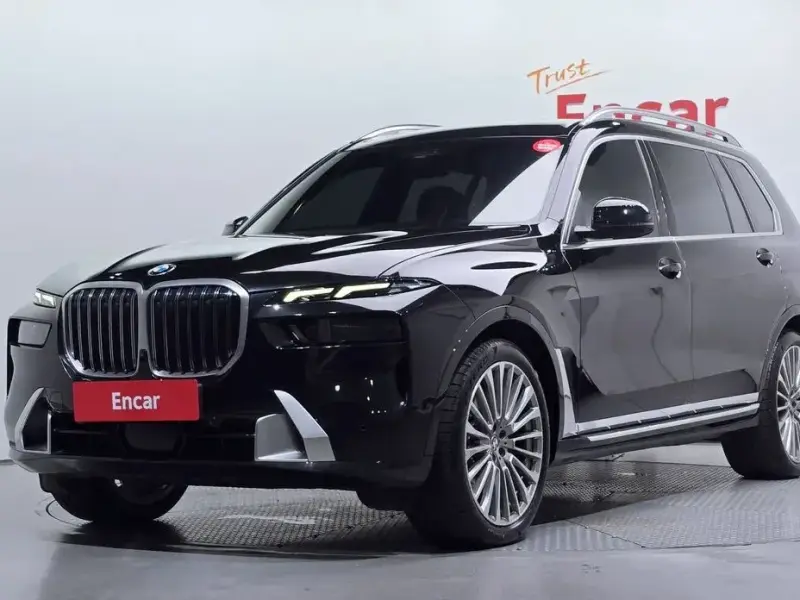 2022 BMW X7 с пробегом 93 914 км