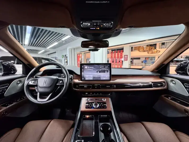 2021 Lincoln Aviator с пробегом 34 000 км