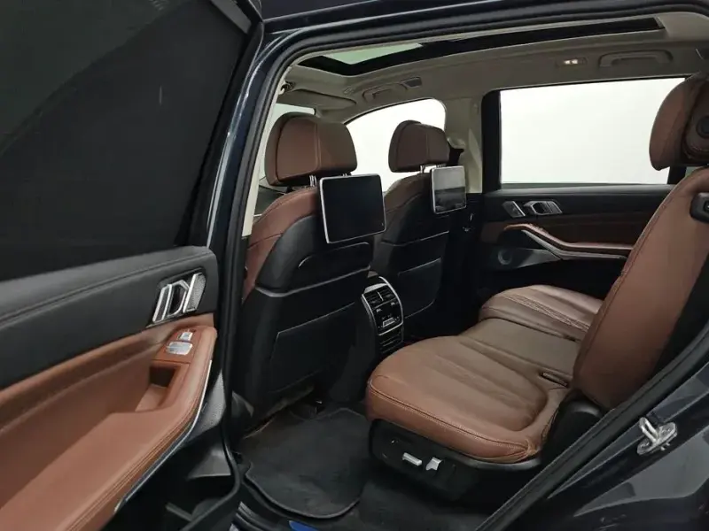2022 BMW X7 с пробегом 126 114 км