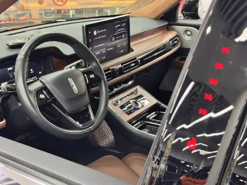 2021 Lincoln Aviator с пробегом 34 000 км