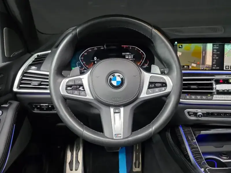 2022 BMW X7 с пробегом 113 928 км