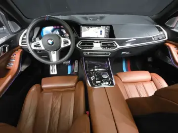 2022 BMW X7 с пробегом 37 891 км