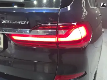 2022 BMW X7 с пробегом 113 928 км
