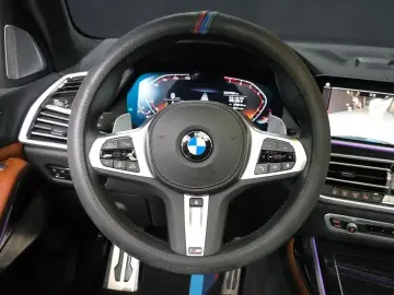 2022 BMW X7 с пробегом 37 891 км