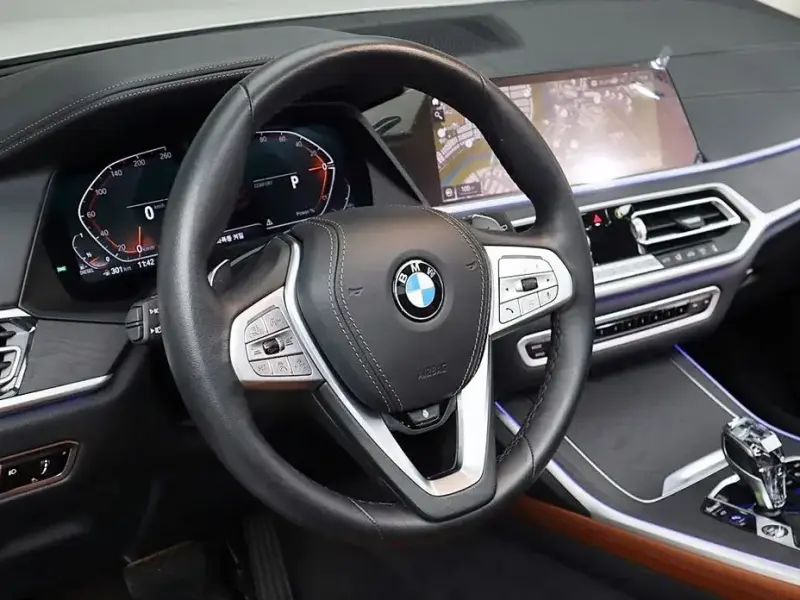 2022 BMW X7 с пробегом 38 854 км
