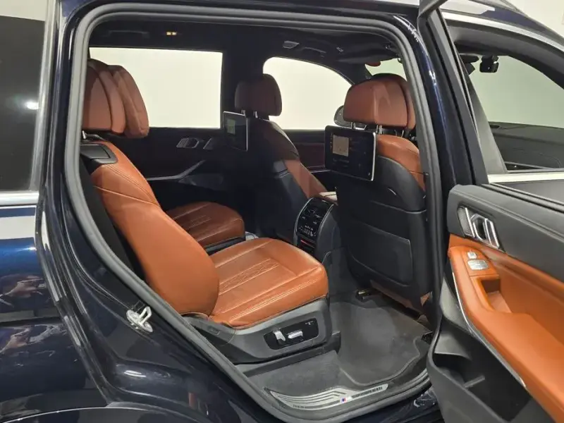 2022 BMW X7 с пробегом 150 974 км