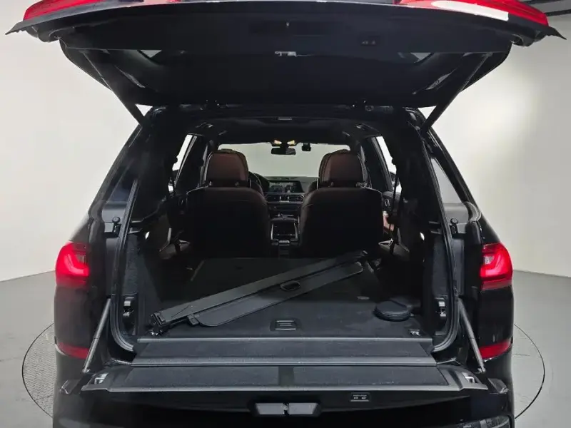 2022 BMW X7 с пробегом 150 974 км