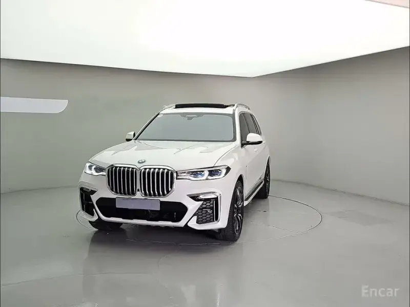 2022 BMW X7 с пробегом 47 854 км