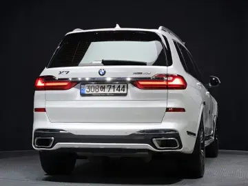 2022 BMW X7 с пробегом 60 832 км