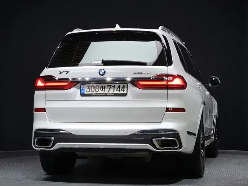 2022 BMW X7 с пробегом 60 832 км