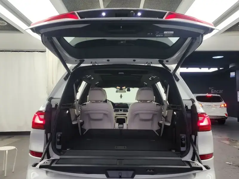 2022 BMW X7 с пробегом 60 832 км