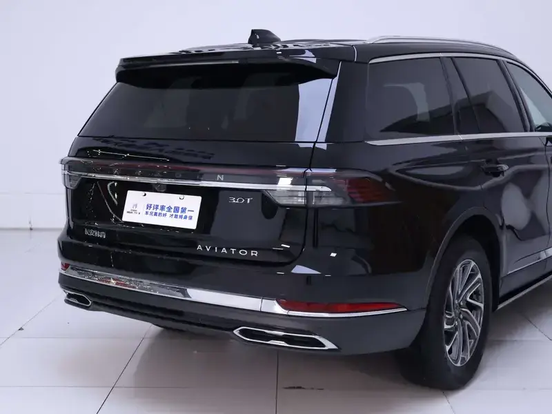 2024 Lincoln Aviator с пробегом 1 700 км