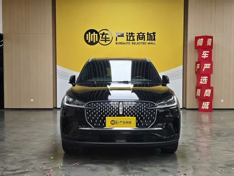 2024 Lincoln Aviator с пробегом 5 100 км