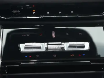 2024 Lincoln Aviator с пробегом 28 000 км