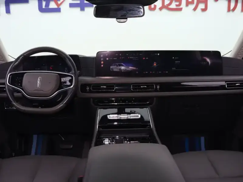 2024 Lincoln Aviator с пробегом 28 000 км