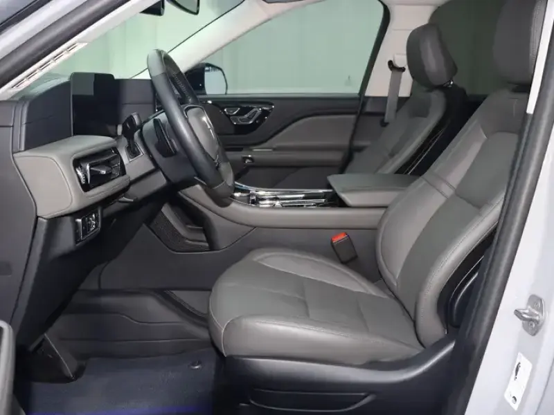 2024 Lincoln Aviator с пробегом 28 000 км