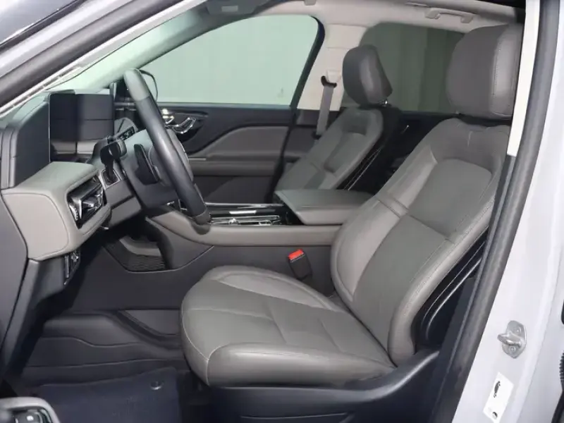 2024 Lincoln Aviator с пробегом 28 000 км