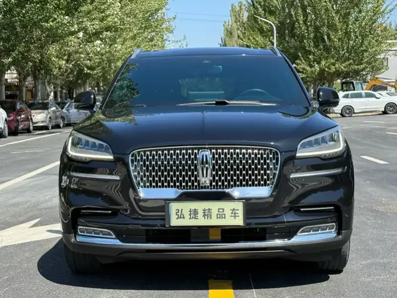 2022 Lincoln Aviator с пробегом 22 000 км