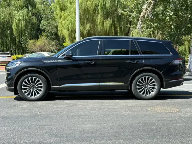 2022 Lincoln Aviator с пробегом 22 000 км