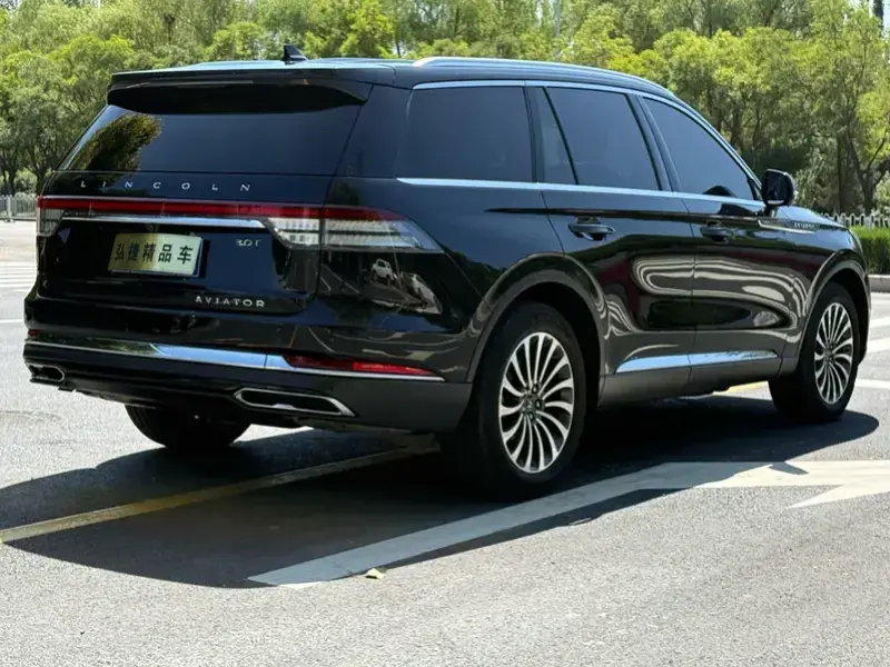 2022 Lincoln Aviator с пробегом 22 000 км