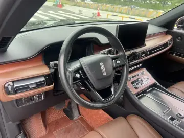 2021 Lincoln Aviator с пробегом 123 000 км