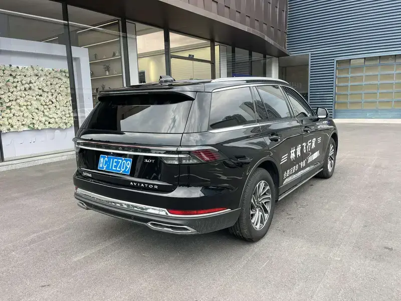 2024 Lincoln Aviator с пробегом 7 800 км