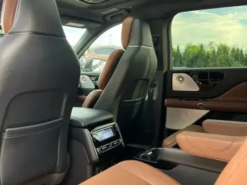 2021 Lincoln Aviator с пробегом 92 000 км