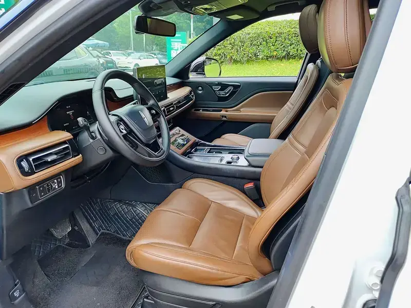 2020 Lincoln Aviator с пробегом 99 000 км