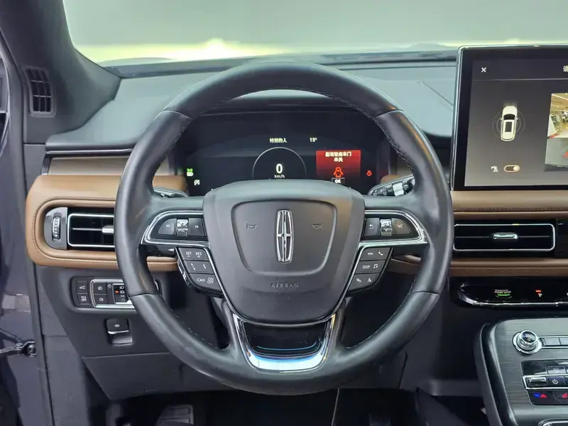 2021 Lincoln Nautilus с пробегом 71 000 км
