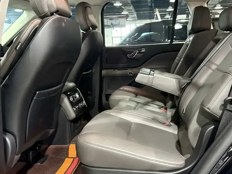 2024 Lincoln Aviator с пробегом 11 000 км