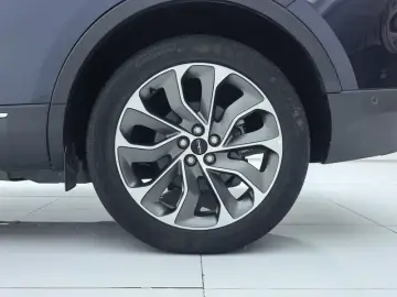 2021 Lincoln Nautilus с пробегом 76 700 км