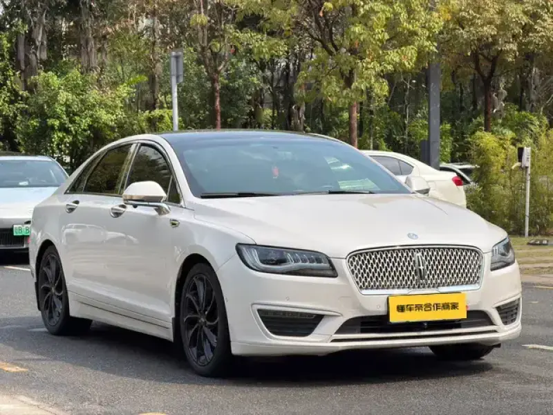 2020 Lincoln MKZ с пробегом 52 000 км