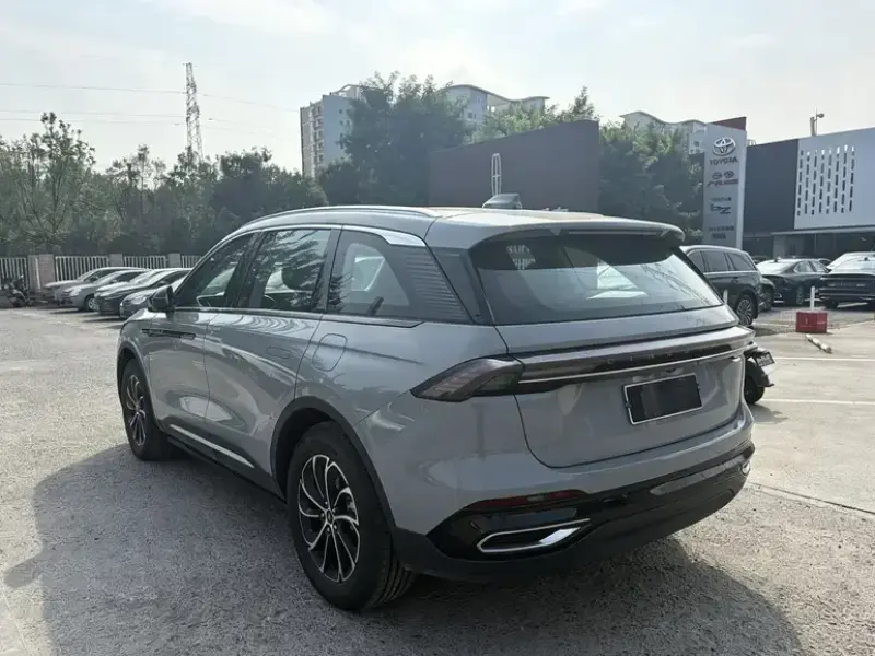 2026 Lincoln Nautilus с пробегом 11 000 км