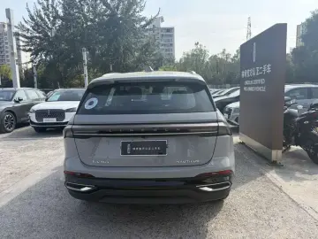 2026 Lincoln Nautilus с пробегом 11 000 км