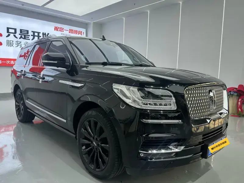 2019 Lincoln Navigator с пробегом 110 000 км