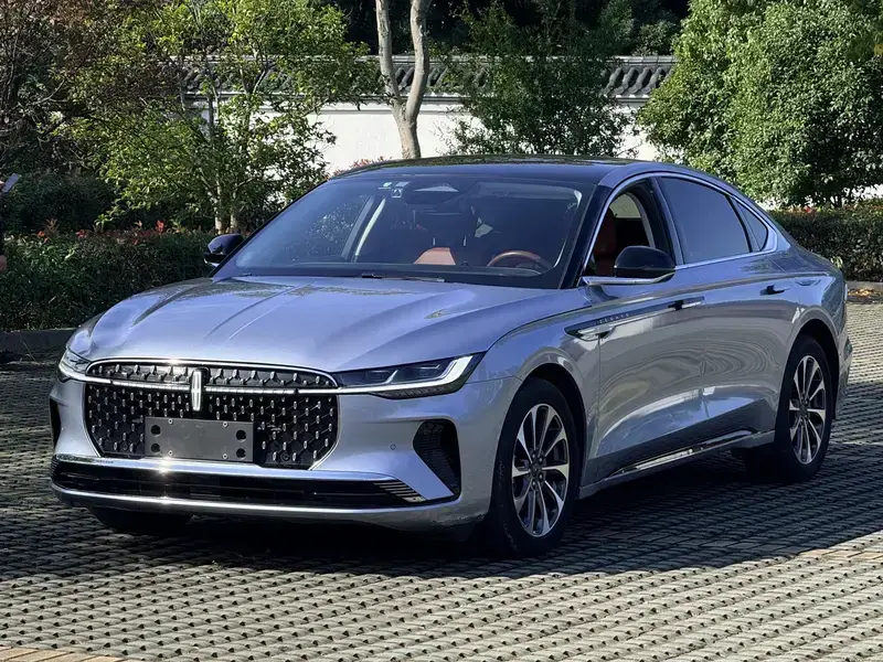 2022 Lincoln Z с пробегом 55 000 км