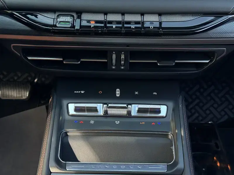 2022 Lincoln Z с пробегом 55 000 км
