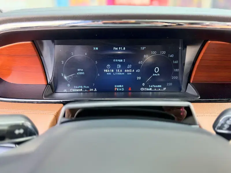 2022 Lincoln Navigator с пробегом 26 000 км