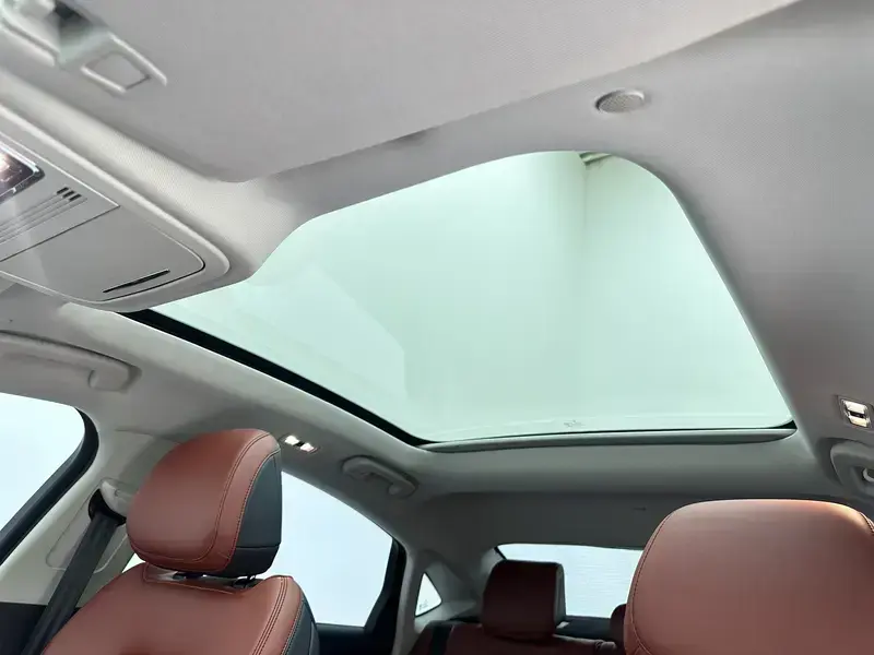 2025 Lincoln Z с пробегом 31 100 км