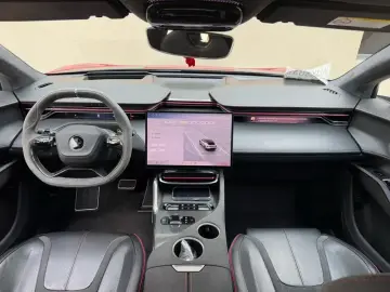 2023 Lotus Eletre с пробегом 16 600 км