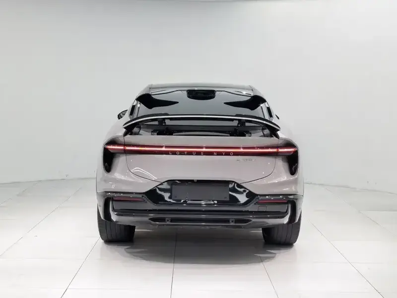 2023 Lotus Eletre с пробегом 62 000 км