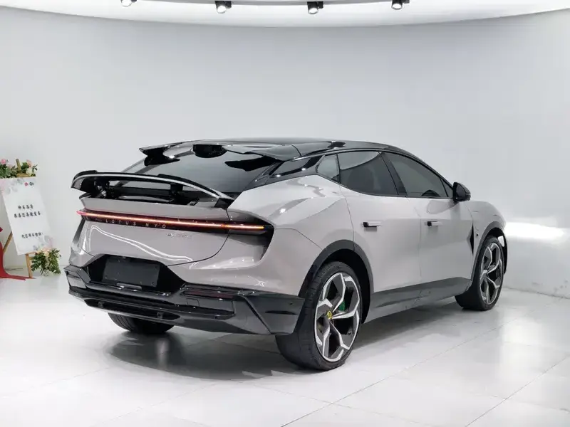 2023 Lotus Eletre с пробегом 62 000 км