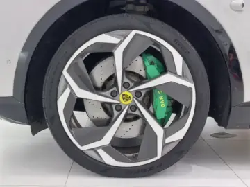 2023 Lotus Eletre с пробегом 62 000 км