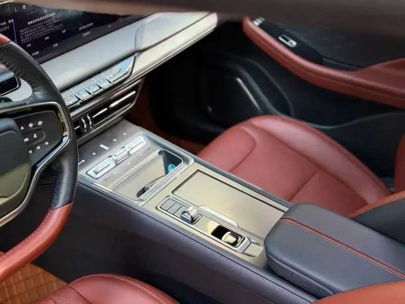 2022 Lincoln Z с пробегом 35 000 км