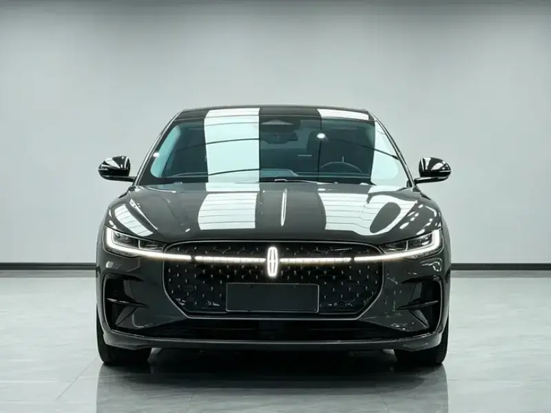 2022 Lincoln Z с пробегом 69 000 км